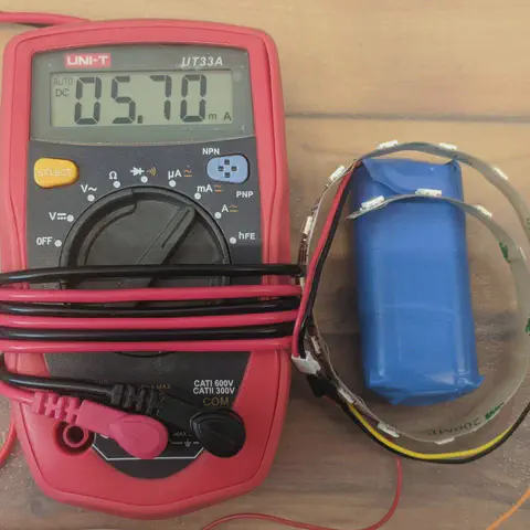 WS2812 LEDs draining power while turned off
